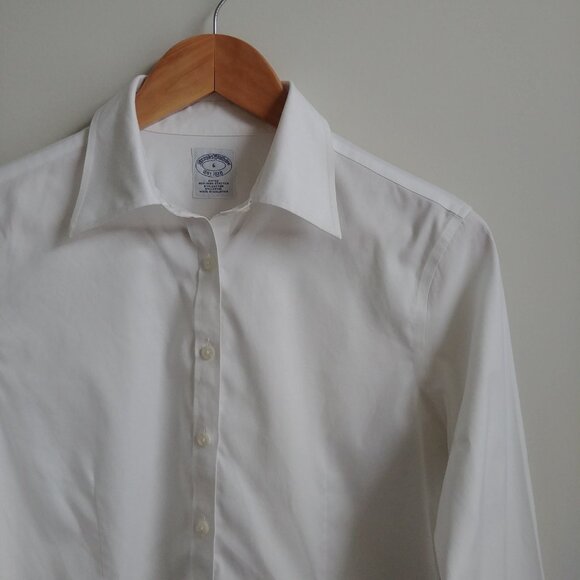 Brooks Brother's Women's 6 white cotton fitted button down up shirt blouse - Picture 5 of 16